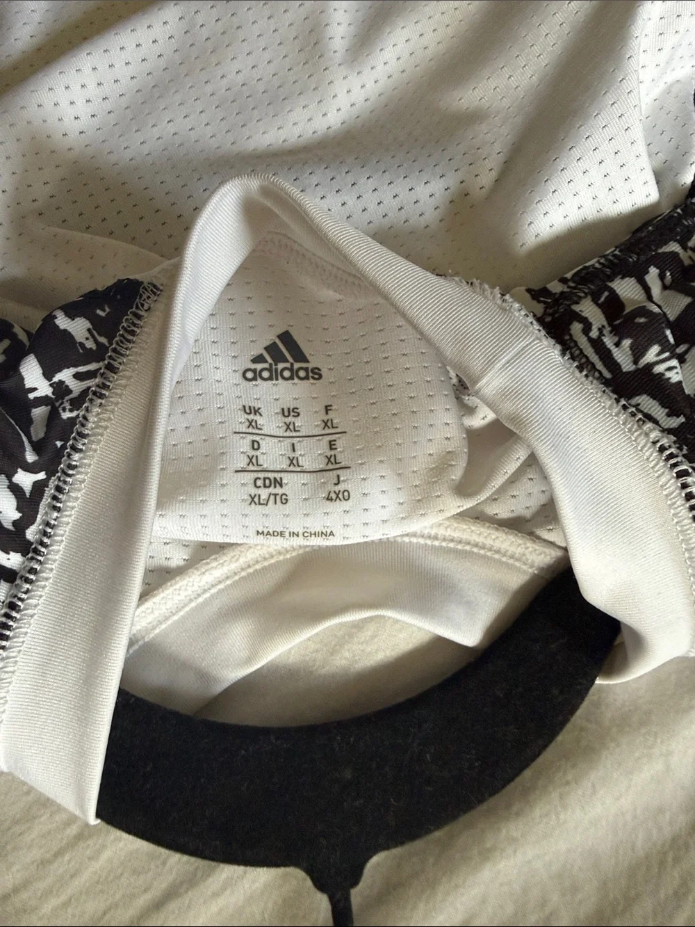 Adidas Techfit Climacool White Black Padded Short Sleeve Football Shirt Size XL